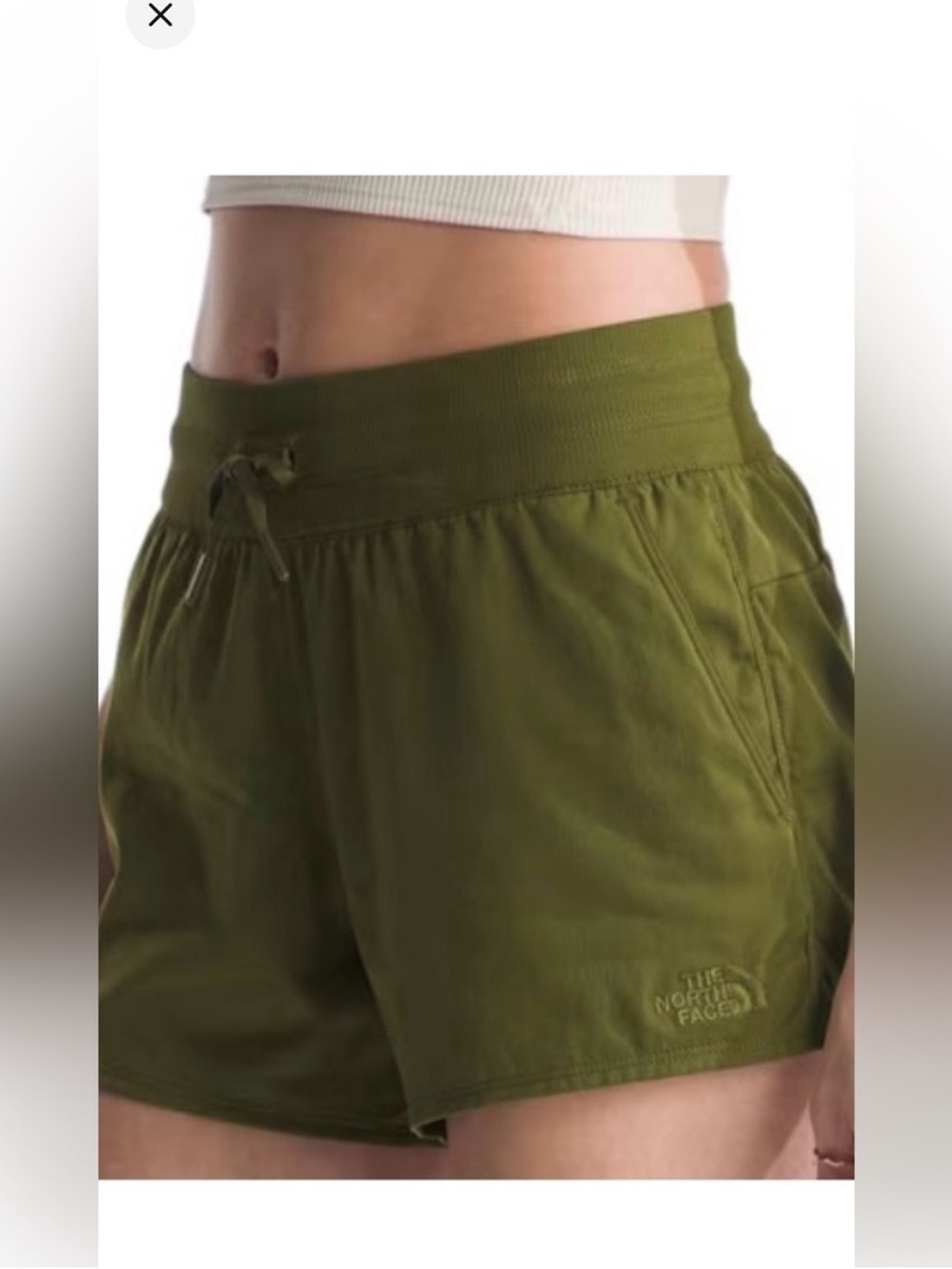 The North Face Shorts
Medium